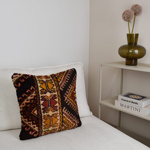 Alternative view of Moroccan Cushion - P916